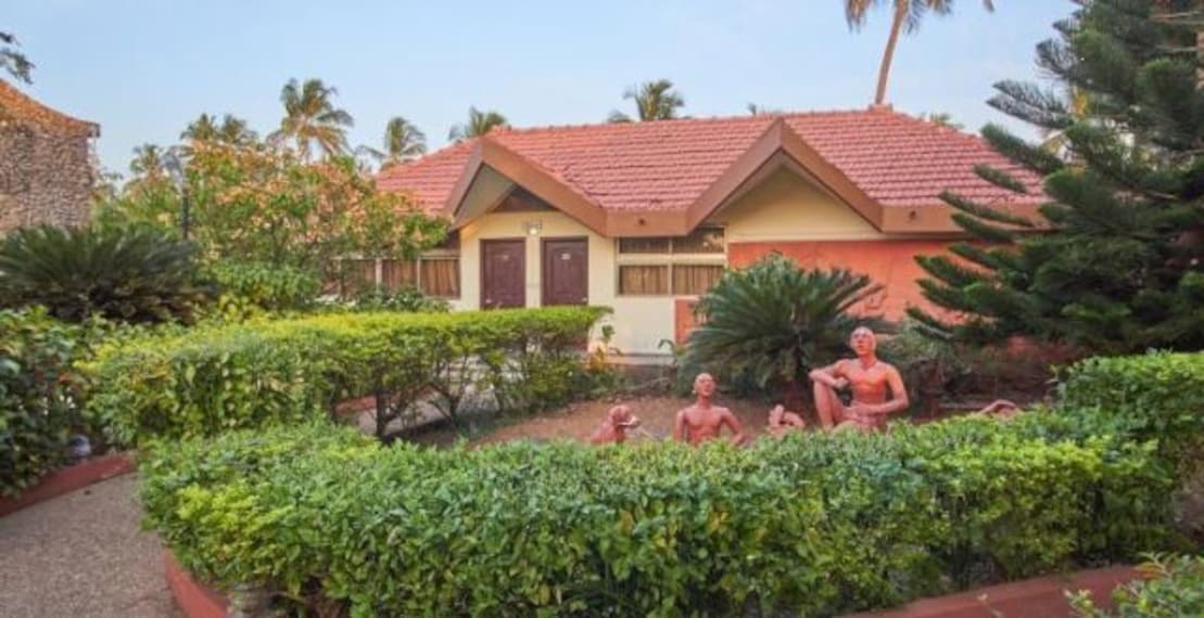 Malpe Seafront Cottage-1